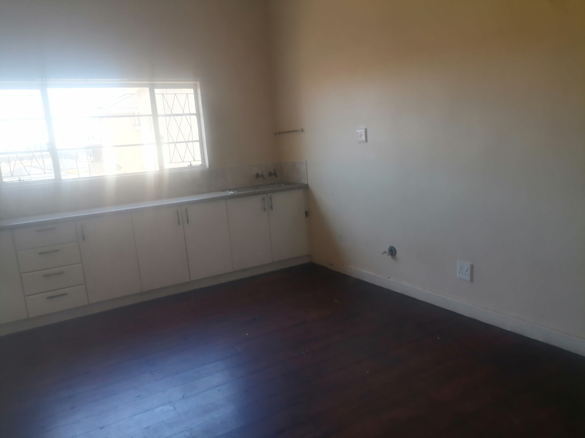 1 Bedroom Property for Sale in Quigney Eastern Cape